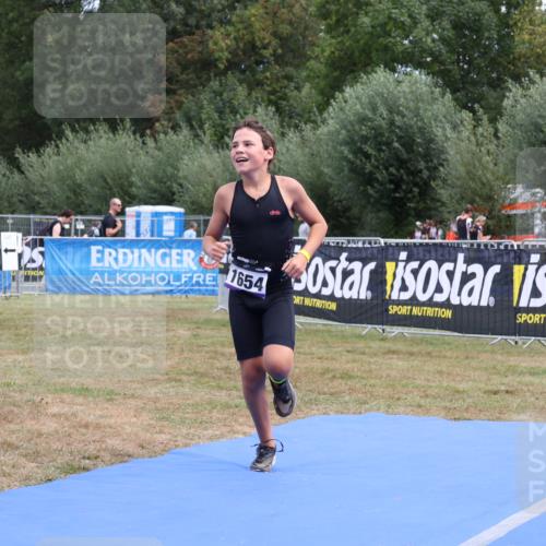 31.08.2025 - Elbe Triathlon Hamburg Strokosch-Dieckow http://msf.ph/oto/8658032 31.08.2025 13:08:45 Ziel 1654 meine-sportfotos.de