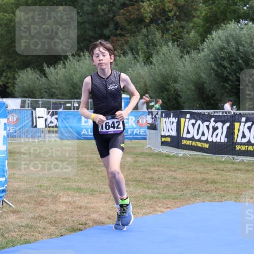 31.08.2025 - Elbe Triathlon Hamburg Strokosch-Dieckow http://msf.ph/oto/8658043 31.08.2025 13:09:31 Ziel 1642 meine-sportfotos.de
