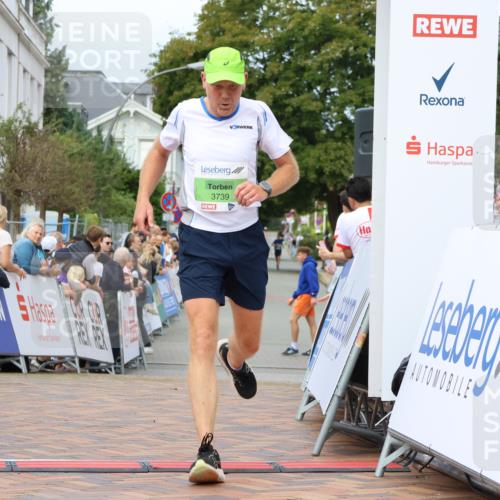 31.08.2025 - 21. Blankeneser Heldenlauf Strokosch-Dieckow http://msf.ph/oto/8658075 31.08.2025 10:52:28 Ziel 3739, 3400 meine-sportfotos.de