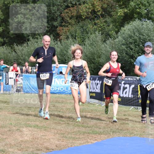 31.08.2025 - Elbe Triathlon Hamburg Strokosch-Dieckow http://msf.ph/oto/8658092 31.08.2025 15:56:44 Ziel  meine-sportfotos.de