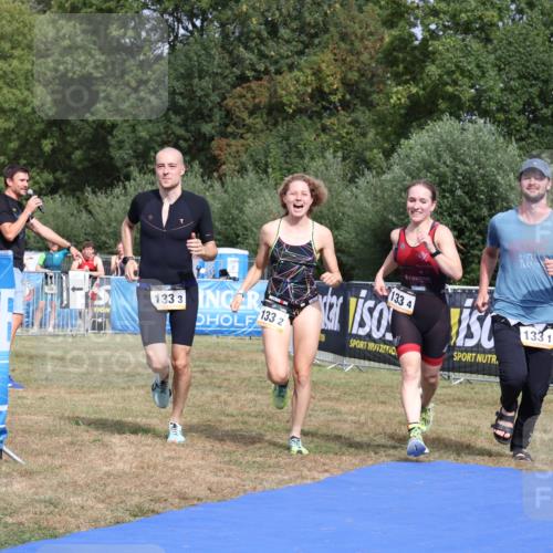 31.08.2025 - Elbe Triathlon Hamburg Strokosch-Dieckow http://msf.ph/oto/8658095 31.08.2025 15:56:45 Ziel  meine-sportfotos.de