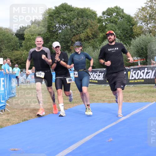 31.08.2025 - Elbe Triathlon Hamburg Strokosch-Dieckow http://msf.ph/oto/8658113 31.08.2025 15:59:34 Ziel  meine-sportfotos.de