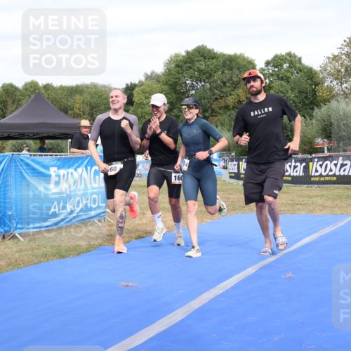 31.08.2025 - Elbe Triathlon Hamburg Strokosch-Dieckow http://msf.ph/oto/8658114 31.08.2025 15:59:35 Ziel  meine-sportfotos.de