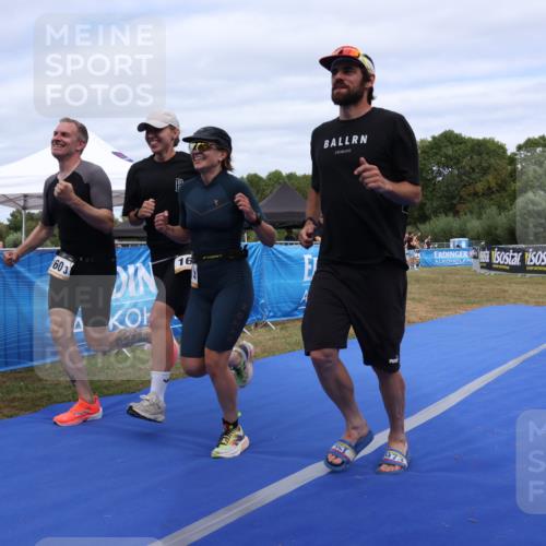 31.08.2025 - Elbe Triathlon Hamburg Strokosch-Dieckow http://msf.ph/oto/8658120 31.08.2025 15:59:36 Ziel  meine-sportfotos.de
