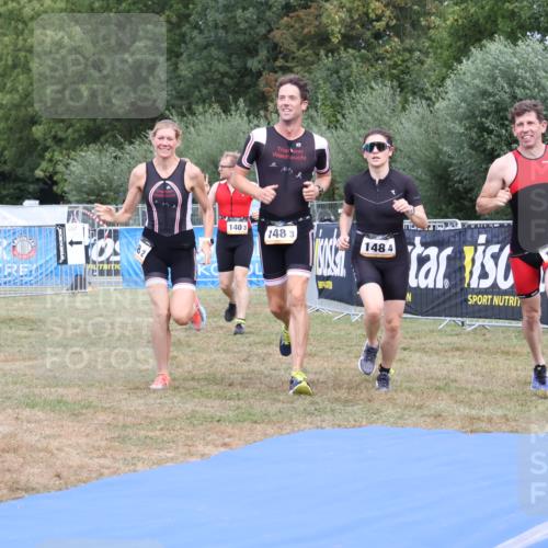31.08.2025 - Elbe Triathlon Hamburg Strokosch-Dieckow http://msf.ph/oto/8658137 31.08.2025 16:01:45 Ziel  meine-sportfotos.de