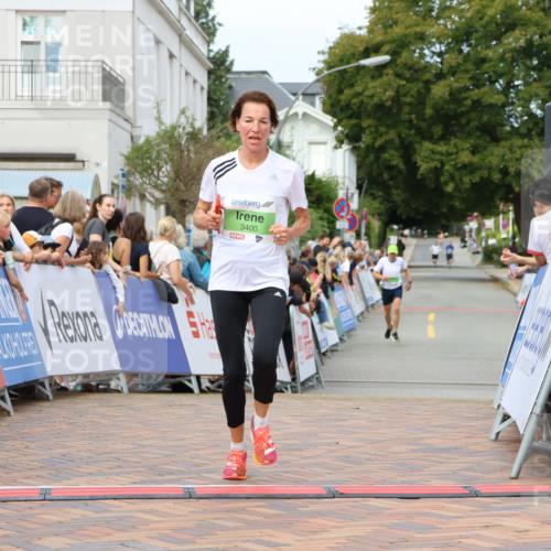 31.08.2025 - 21. Blankeneser Heldenlauf Strokosch-Dieckow http://msf.ph/oto/8658140 31.08.2025 10:52:20 Ziel 3400 meine-sportfotos.de