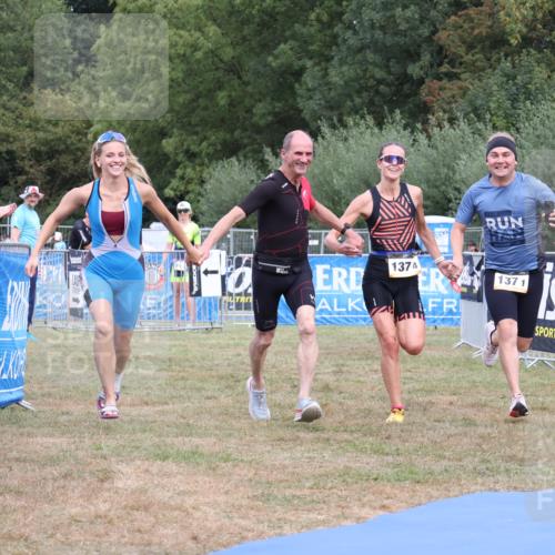 31.08.2025 - Elbe Triathlon Hamburg Strokosch-Dieckow http://msf.ph/oto/8658165 31.08.2025 16:07:17 Ziel  meine-sportfotos.de