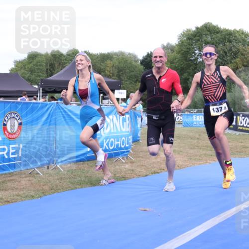 31.08.2025 - Elbe Triathlon Hamburg Strokosch-Dieckow http://msf.ph/oto/8658177 31.08.2025 16:07:19 Ziel  meine-sportfotos.de