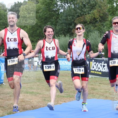 31.08.2025 - Elbe Triathlon Hamburg Strokosch-Dieckow http://msf.ph/oto/8658223 31.08.2025 16:14:39 Ziel  meine-sportfotos.de