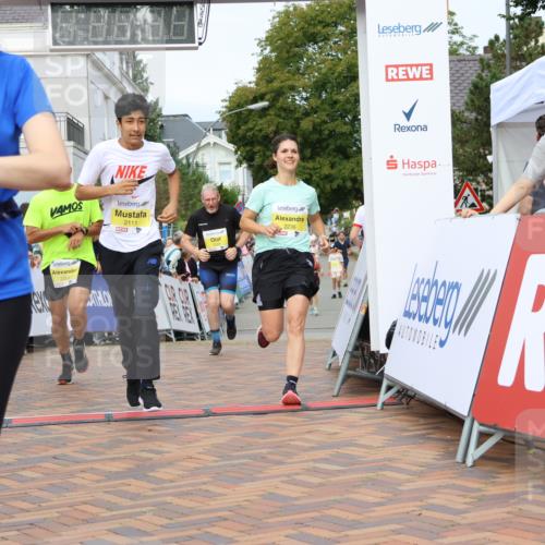 31.08.2025 - 21. Blankeneser Heldenlauf Strokosch-Dieckow http://msf.ph/oto/8658230 31.08.2025 10:27:16 Ziel 2111, 2150, 2236, 2205, 2517, 2204, 2413, 2559 meine-sportfotos.de