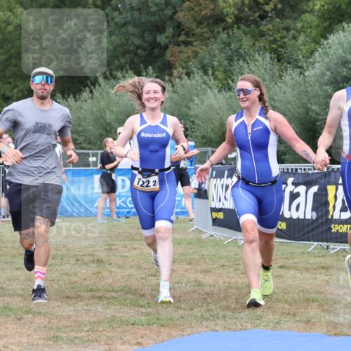 31.08.2025 - Elbe Triathlon Hamburg Strokosch-Dieckow http://msf.ph/oto/8658272 31.08.2025 16:19:05 Ziel  meine-sportfotos.de