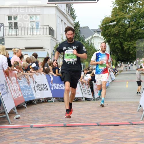 31.08.2025 - 21. Blankeneser Heldenlauf Strokosch-Dieckow http://msf.ph/oto/8658287 31.08.2025 10:51:43 Ziel 3627, 3021 meine-sportfotos.de