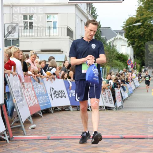 31.08.2025 - 21. Blankeneser Heldenlauf Strokosch-Dieckow http://msf.ph/oto/8658294 31.08.2025 10:51:35 Ziel 2187, 3580, 3030 meine-sportfotos.de