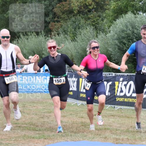31.08.2025 - Elbe Triathlon Hamburg Strokosch-Dieckow http://msf.ph/oto/8658295 31.08.2025 16:19:24 Ziel  meine-sportfotos.de