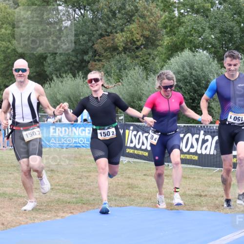 31.08.2025 - Elbe Triathlon Hamburg Strokosch-Dieckow http://msf.ph/oto/8658297 31.08.2025 16:19:24 Ziel  meine-sportfotos.de