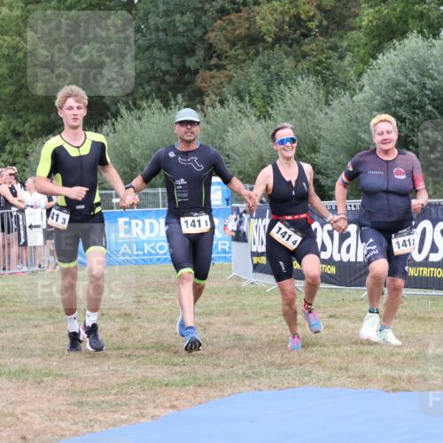 31.08.2025 - Elbe Triathlon Hamburg Strokosch-Dieckow http://msf.ph/oto/8658329 31.08.2025 16:23:21 Ziel  meine-sportfotos.de