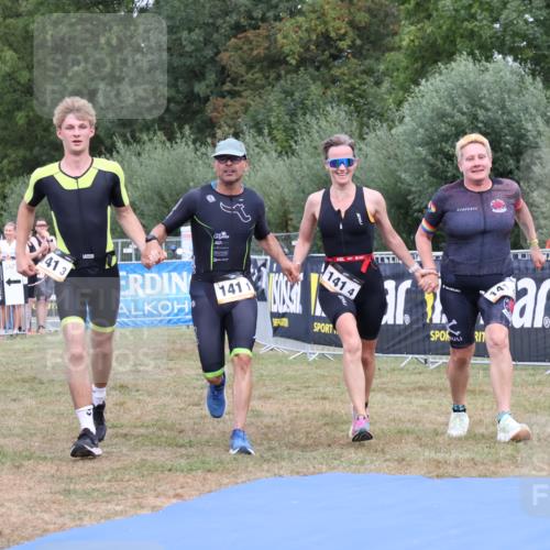 31.08.2025 - Elbe Triathlon Hamburg Strokosch-Dieckow http://msf.ph/oto/8658331 31.08.2025 16:23:22 Ziel  meine-sportfotos.de