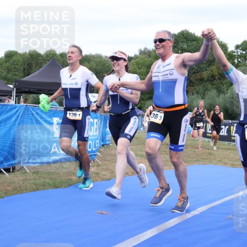 31.08.2025 - Elbe Triathlon Hamburg Strokosch-Dieckow http://msf.ph/oto/8658356 31.08.2025 16:24:06 Ziel  meine-sportfotos.de