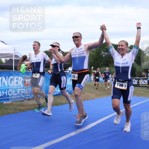 31.08.2025 - Elbe Triathlon Hamburg Strokosch-Dieckow http://msf.ph/oto/8658358 31.08.2025 16:24:06 Ziel  meine-sportfotos.de
