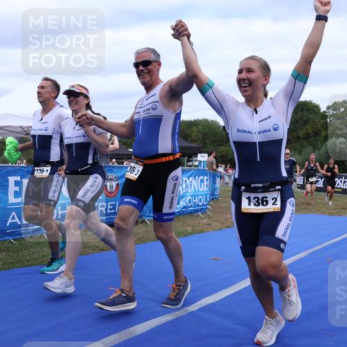 31.08.2025 - Elbe Triathlon Hamburg Strokosch-Dieckow http://msf.ph/oto/8658360 31.08.2025 16:24:07 Ziel  meine-sportfotos.de