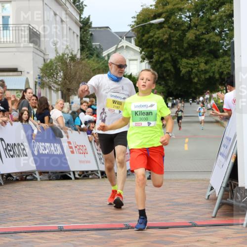 31.08.2025 - 21. Blankeneser Heldenlauf Strokosch-Dieckow http://msf.ph/oto/8658371 31.08.2025 10:51:30 Ziel 2187, 3580, 3030 meine-sportfotos.de