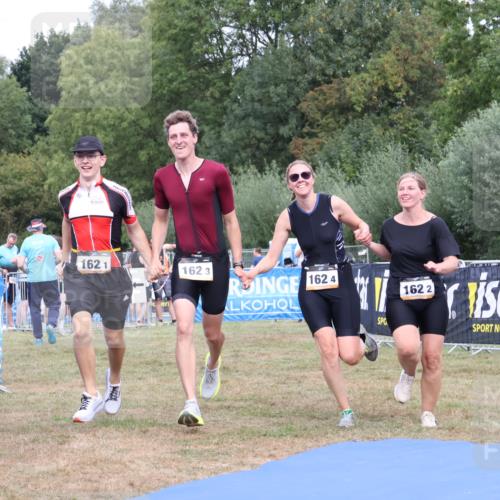 31.08.2025 - Elbe Triathlon Hamburg Strokosch-Dieckow http://msf.ph/oto/8658373 31.08.2025 16:24:31 Ziel  meine-sportfotos.de
