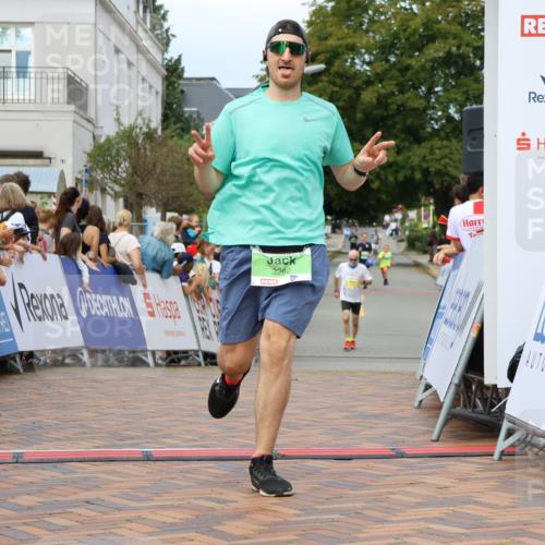 31.08.2025 - 21. Blankeneser Heldenlauf Strokosch-Dieckow http://msf.ph/oto/8658392 31.08.2025 10:51:21 Ziel 3388, 3292 meine-sportfotos.de