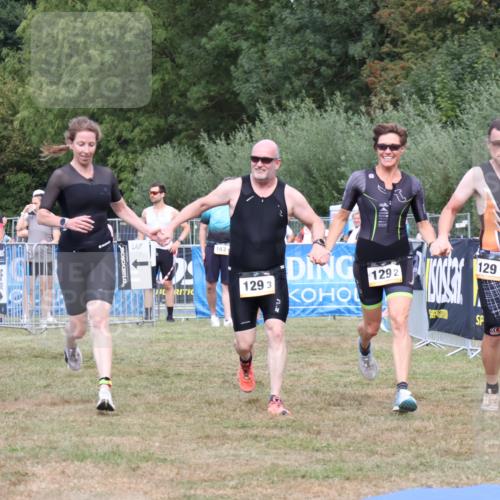 31.08.2025 - Elbe Triathlon Hamburg Strokosch-Dieckow http://msf.ph/oto/8658436 31.08.2025 16:28:17 Ziel  meine-sportfotos.de