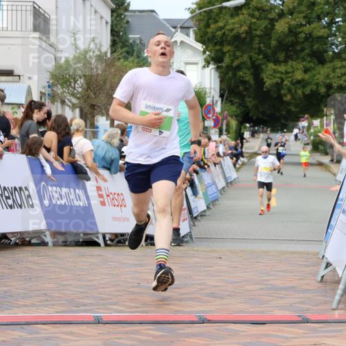 31.08.2025 - 21. Blankeneser Heldenlauf Strokosch-Dieckow http://msf.ph/oto/8658444 31.08.2025 10:51:18 Ziel 3388, 3292 meine-sportfotos.de