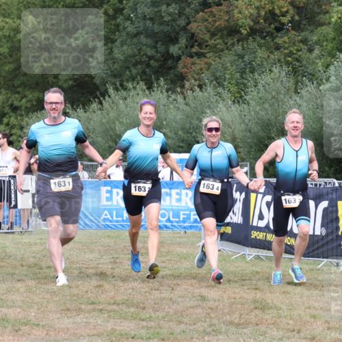 31.08.2025 - Elbe Triathlon Hamburg Strokosch-Dieckow http://msf.ph/oto/8658452 31.08.2025 16:28:45 Ziel  meine-sportfotos.de