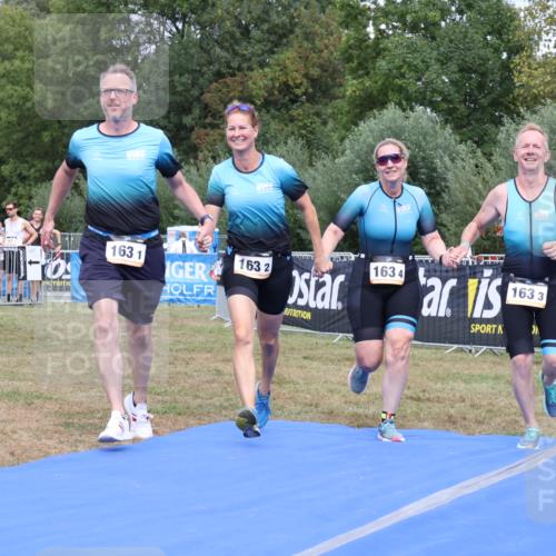 31.08.2025 - Elbe Triathlon Hamburg Strokosch-Dieckow http://msf.ph/oto/8658456 31.08.2025 16:28:48 Ziel  meine-sportfotos.de