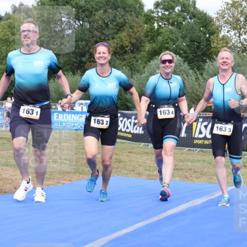 31.08.2025 - Elbe Triathlon Hamburg Strokosch-Dieckow http://msf.ph/oto/8658459 31.08.2025 16:28:48 Ziel  meine-sportfotos.de