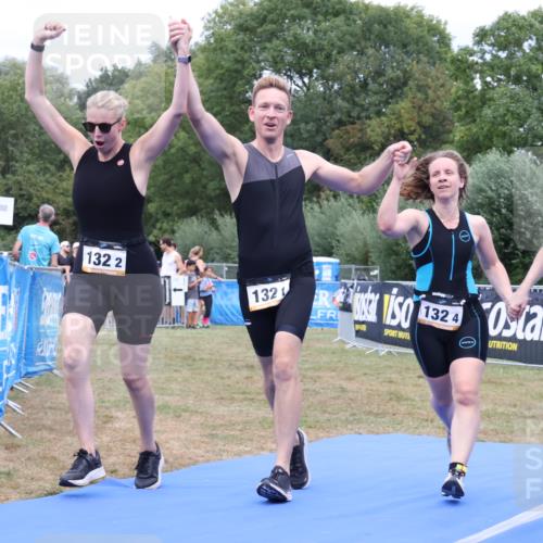 31.08.2025 - Elbe Triathlon Hamburg Strokosch-Dieckow http://msf.ph/oto/8658533 31.08.2025 16:34:31 Ziel  meine-sportfotos.de