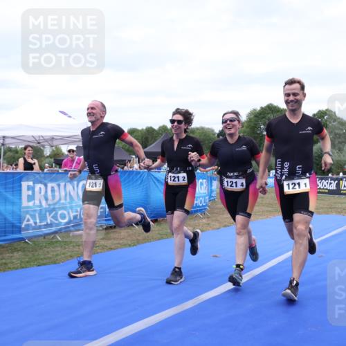 31.08.2025 - Elbe Triathlon Hamburg Strokosch-Dieckow http://msf.ph/oto/8658574 31.08.2025 16:36:27 Ziel  meine-sportfotos.de