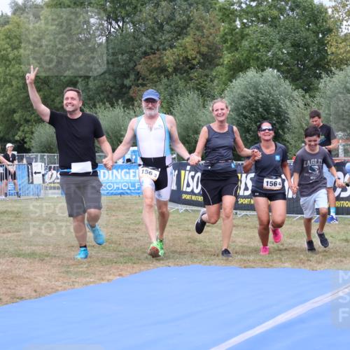 31.08.2025 - Elbe Triathlon Hamburg Strokosch-Dieckow http://msf.ph/oto/8658588 31.08.2025 16:37:38 Ziel  meine-sportfotos.de