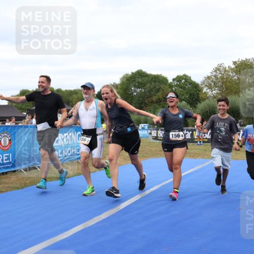 31.08.2025 - Elbe Triathlon Hamburg Strokosch-Dieckow http://msf.ph/oto/8658594 31.08.2025 16:37:40 Ziel  meine-sportfotos.de