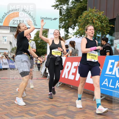 31.08.2025 - 21. Blankeneser Heldenlauf Strokosch-Dieckow http://msf.ph/oto/8658619 31.08.2025 10:34:42 Ziel 2110, 2244, 2021, 2424, 2668, 2669, 2667, 2298, 2438, 2439, 2349, 2441, 2442, 2350, 2090, 2083 meine-sportfotos.de
