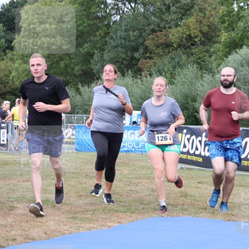 31.08.2025 - Elbe Triathlon Hamburg Strokosch-Dieckow http://msf.ph/oto/8658620 31.08.2025 16:39:16 Ziel  meine-sportfotos.de