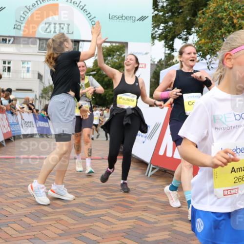 31.08.2025 - 21. Blankeneser Heldenlauf Strokosch-Dieckow http://msf.ph/oto/8658624 31.08.2025 10:34:42 Ziel 2110, 2244, 2021, 2424, 2668, 2669, 2667, 2298, 2438, 2439, 2349, 2441, 2442, 2350, 2090, 2083 meine-sportfotos.de