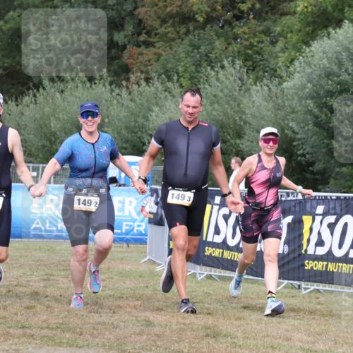 31.08.2025 - Elbe Triathlon Hamburg Strokosch-Dieckow http://msf.ph/oto/8658645 31.08.2025 16:41:57 Ziel  meine-sportfotos.de