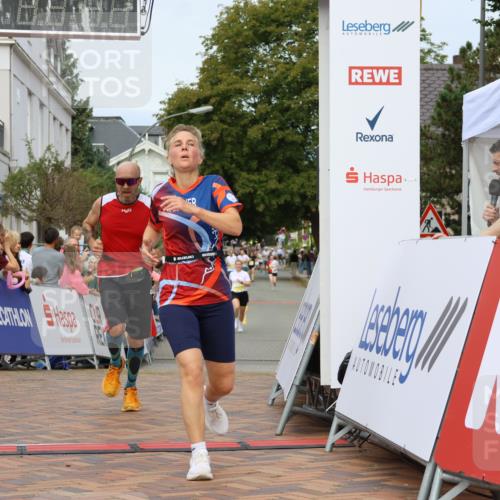 31.08.2025 - 21. Blankeneser Heldenlauf Strokosch-Dieckow http://msf.ph/oto/8658648 31.08.2025 10:26:13 Ziel 2736, 2777, 2046, 2671, 2564, 2447 meine-sportfotos.de