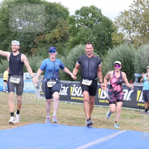31.08.2025 - Elbe Triathlon Hamburg Strokosch-Dieckow http://msf.ph/oto/8658651 31.08.2025 16:42:00 Ziel  meine-sportfotos.de