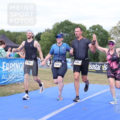31.08.2025 - Elbe Triathlon Hamburg Strokosch-Dieckow http://msf.ph/oto/8658657 31.08.2025 16:42:01 Ziel  meine-sportfotos.de