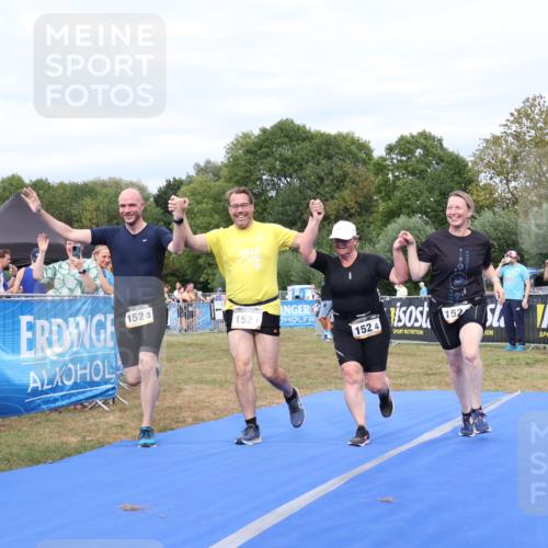 31.08.2025 - Elbe Triathlon Hamburg Strokosch-Dieckow http://msf.ph/oto/8658665 31.08.2025 16:42:21 Ziel  meine-sportfotos.de