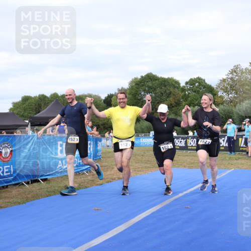 31.08.2025 - Elbe Triathlon Hamburg Strokosch-Dieckow http://msf.ph/oto/8658668 31.08.2025 16:42:21 Ziel  meine-sportfotos.de