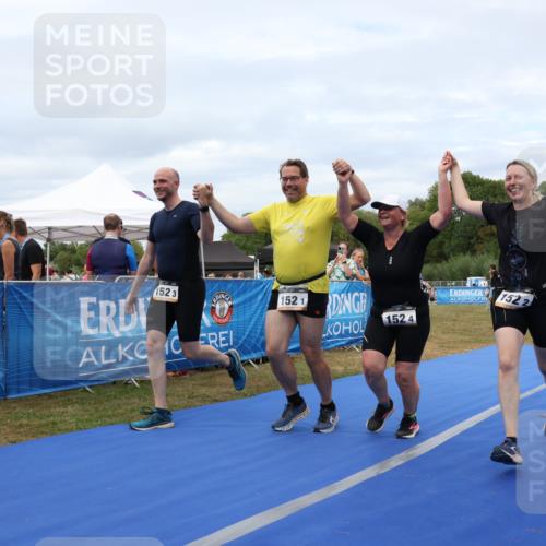 31.08.2025 - Elbe Triathlon Hamburg Strokosch-Dieckow http://msf.ph/oto/8658672 31.08.2025 16:42:22 Ziel  meine-sportfotos.de