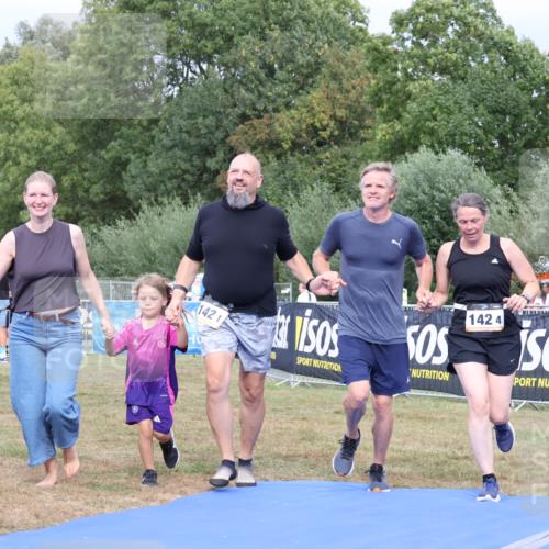31.08.2025 - Elbe Triathlon Hamburg Strokosch-Dieckow http://msf.ph/oto/8658680 31.08.2025 16:43:11 Ziel  meine-sportfotos.de