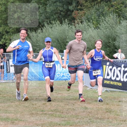 31.08.2025 - Elbe Triathlon Hamburg Strokosch-Dieckow http://msf.ph/oto/8658698 31.08.2025 16:45:07 Ziel  meine-sportfotos.de