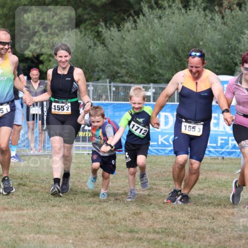 31.08.2025 - Elbe Triathlon Hamburg Strokosch-Dieckow http://msf.ph/oto/8658714 31.08.2025 16:46:01 Ziel  meine-sportfotos.de