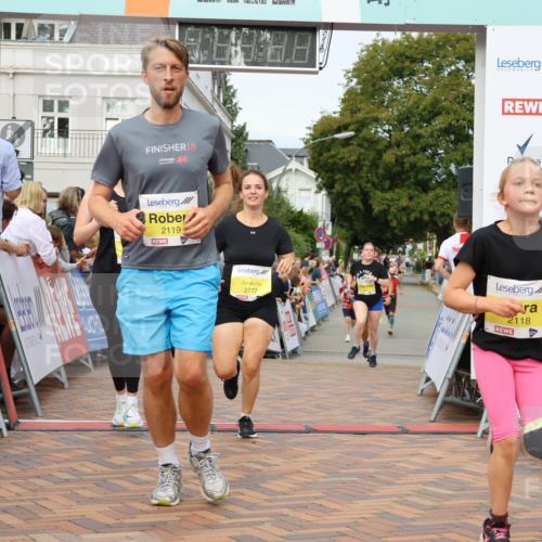 31.08.2025 - 21. Blankeneser Heldenlauf Strokosch-Dieckow http://msf.ph/oto/8658723 31.08.2025 10:26:05 Ziel 2736, 2777, 2342, 2671, 2193, 2447, 2119, 2118 meine-sportfotos.de
